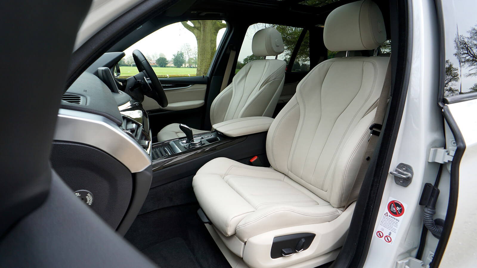 360 Walkaround in Dealership Smarter Car Selling